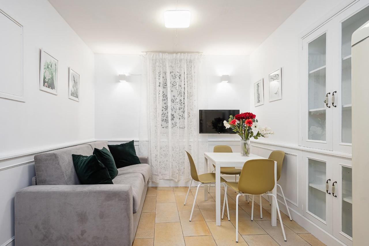 Hemeras Boutique Homes - Design Flat In The City Center Milánó Kültér fotó