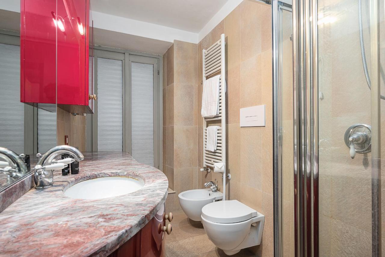 Hemeras Boutique Homes - Design Flat In The City Center Milánó Kültér fotó