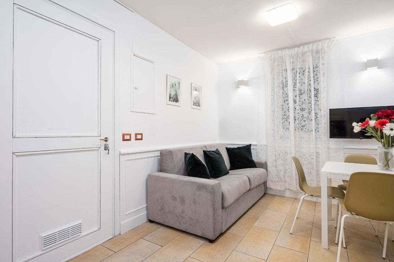 Hemeras Boutique Homes - Design Flat In The City Center Milánó Kültér fotó